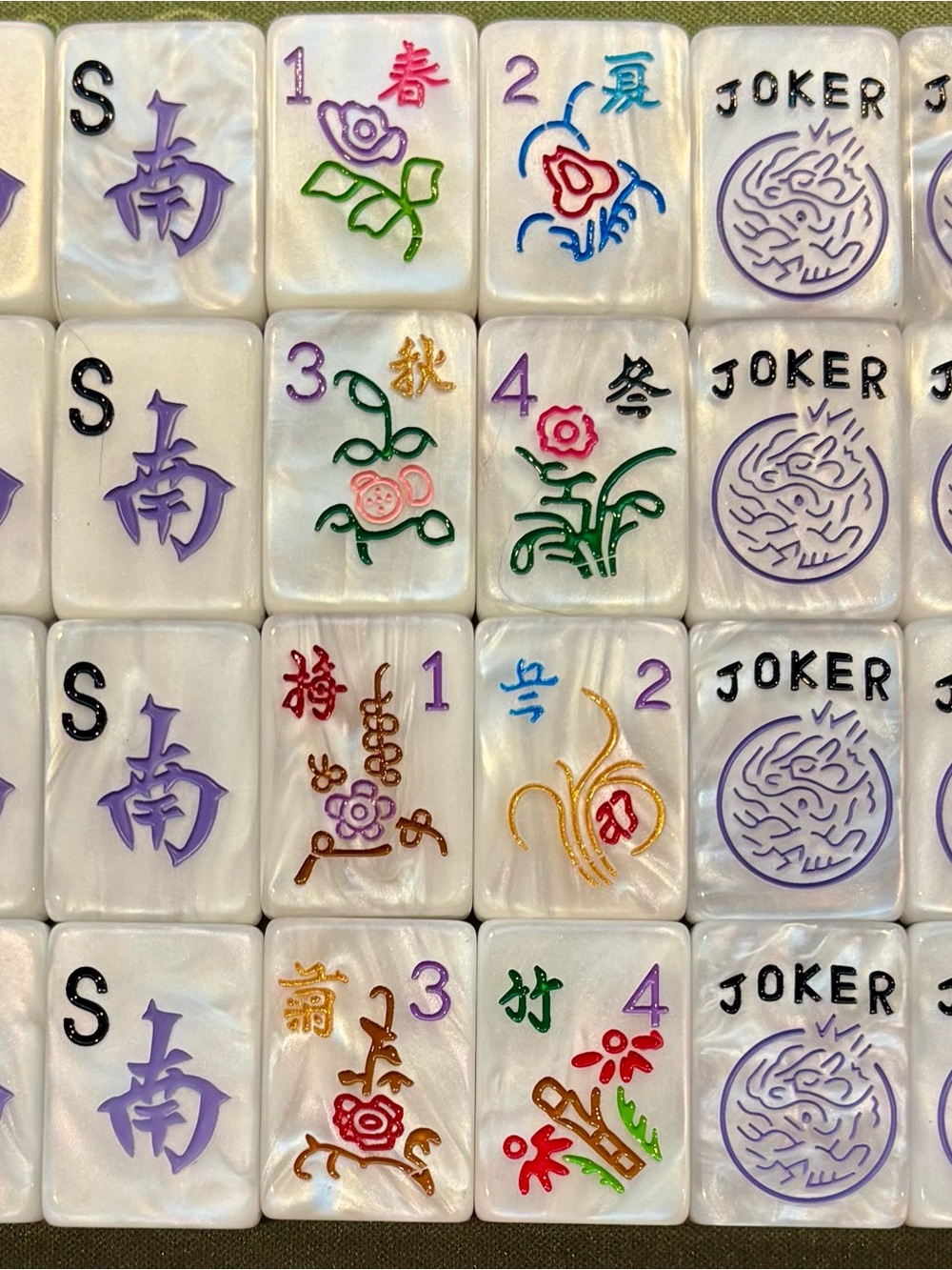 Luxury American Mahjong Tiles Set in Pearlescent White - Multicolor Characters - Picture 2 of 12